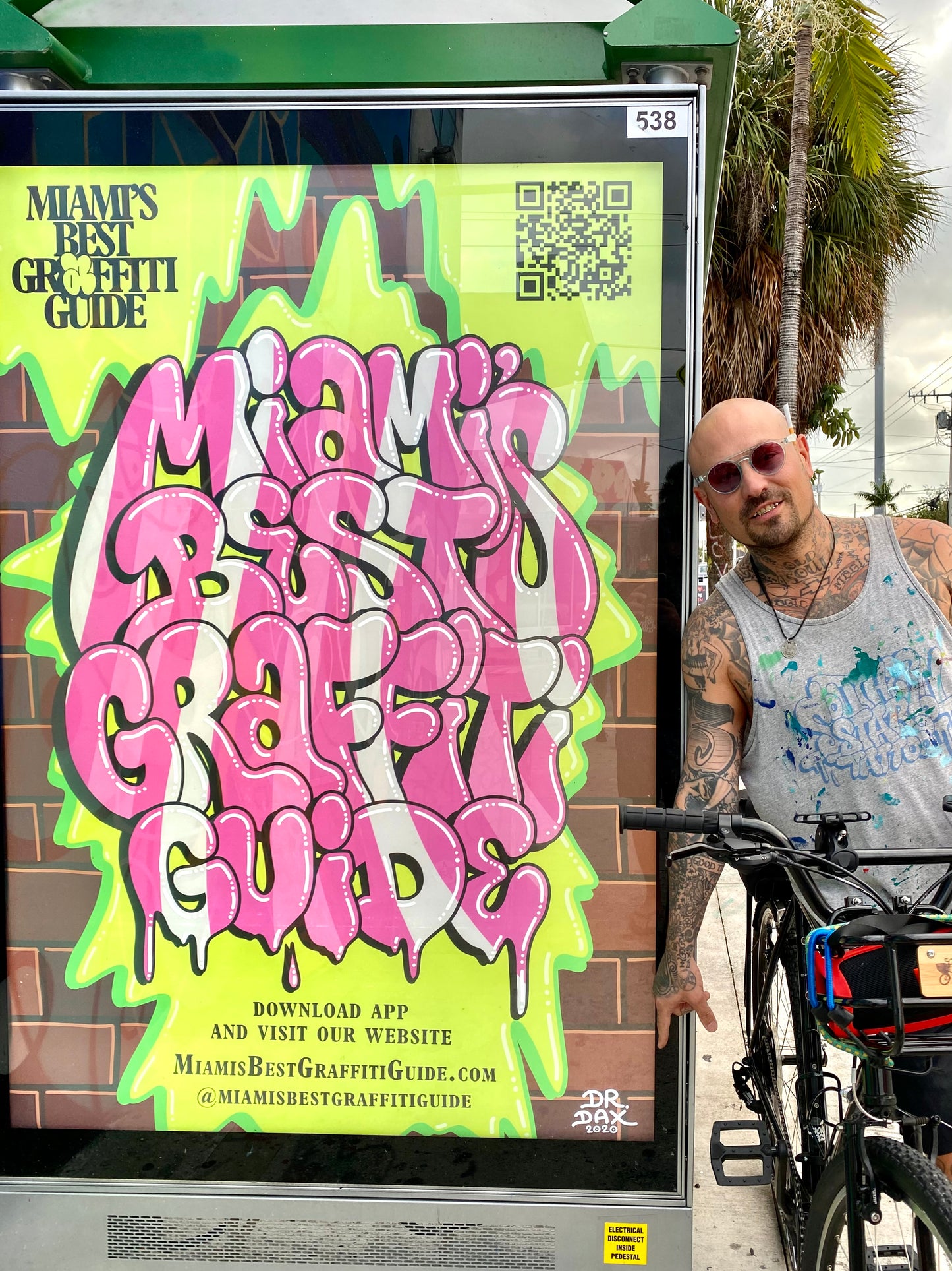 "O melhor guia de graffiti de Miami" - 13 x 17" polegadas. Impressão - por Dr. Daks - 2020
